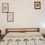 Casa Trilussa Con Veranda Διαμέρισμα *